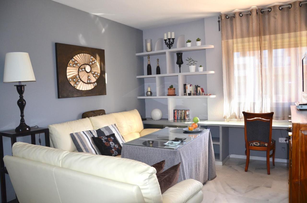 Cozy Apartment & Free Parking Sevilla Buitenkant foto